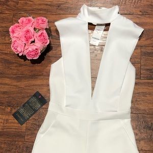 bebe White jumpsuit  size 00